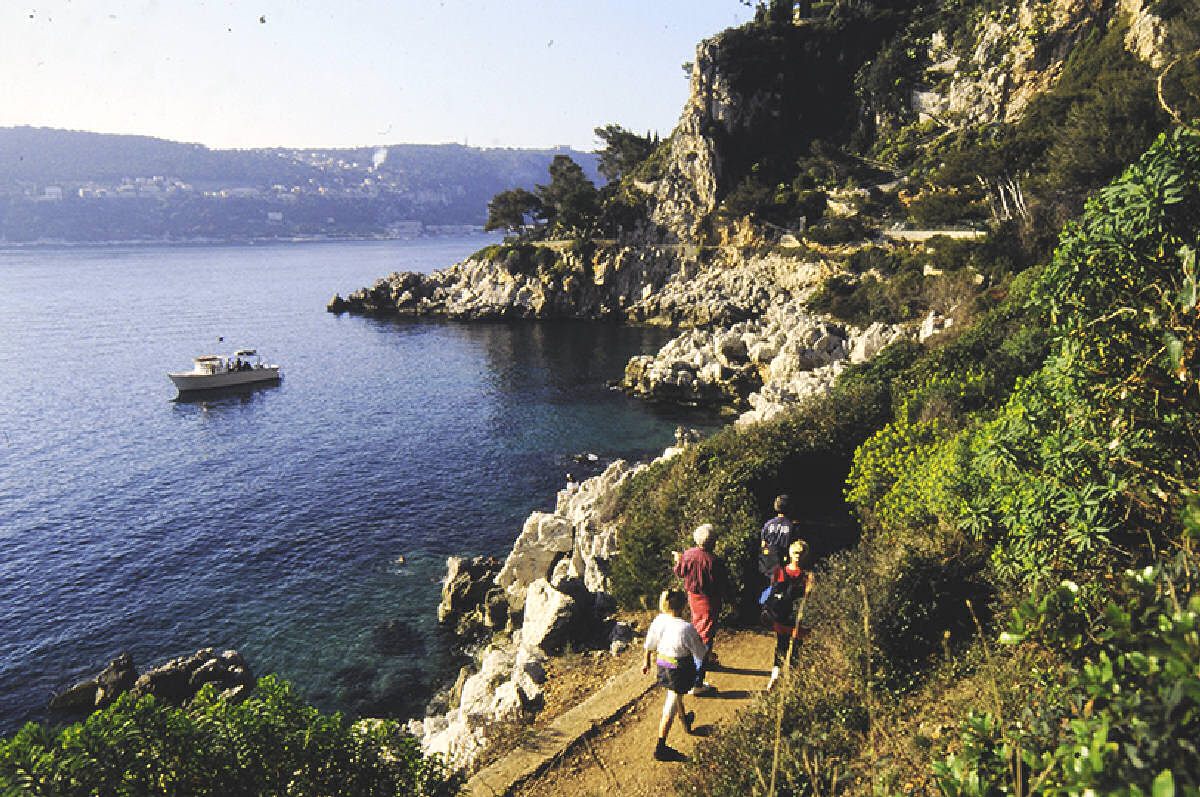 Côte azur autrement tweet media