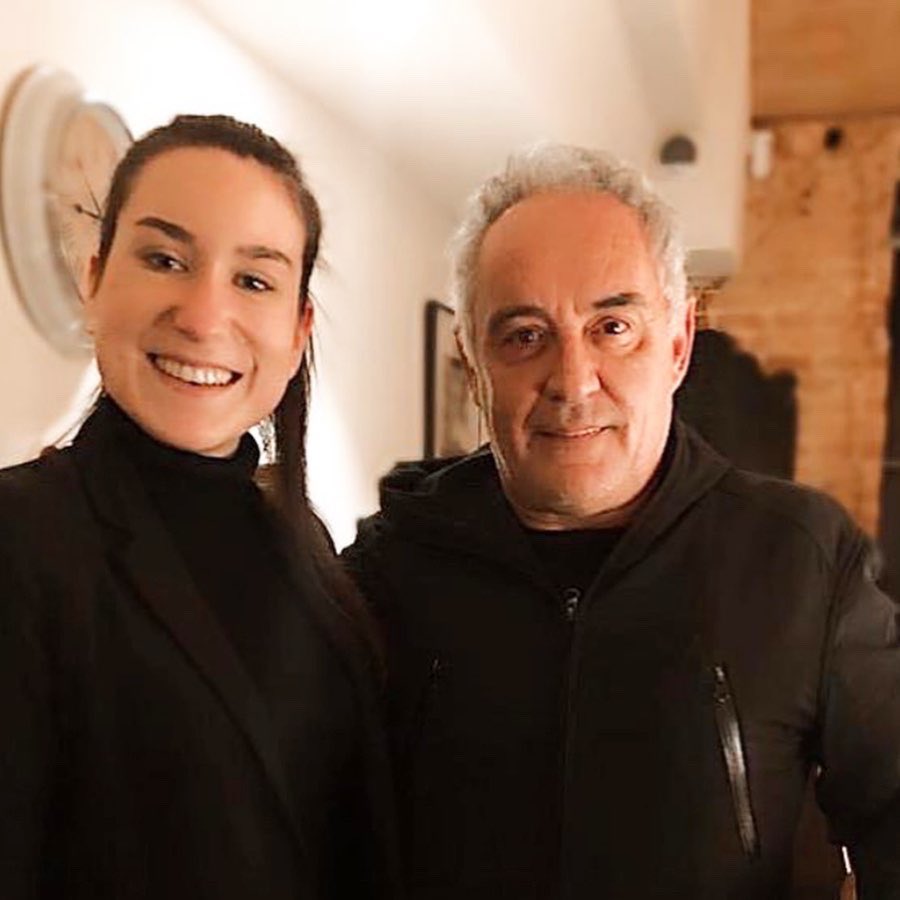 ericbassetbcn's tweet photo. Ferran Adria en  @bistrotbilou 🤩 Y le gusta nuestro Pâté en Croûte 🤫Recibir la visita de @ferranadria es buena señal ! Arrancamos el 3 mes de apertura ! Gracias equipo ! Calle Pau Claris 85 📍👈 •
#barcelona #food #foodingood #forporn #cuisiner #bistrotbilou  #michelinstar https://t.co/pfI1lIEKuZ