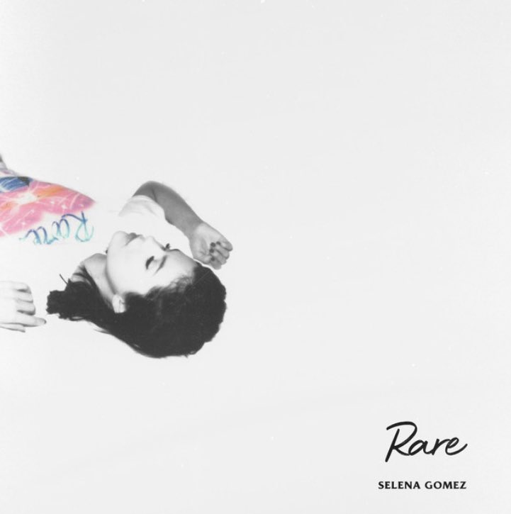 sweeterpIaceseI's tweet image. #Rare is the 3rd album is history to to achieve a perfect rating from Variety. Now up there with Bob Dylan &amp;amp; The Beatles! 
#SelenaGomez #SGRare