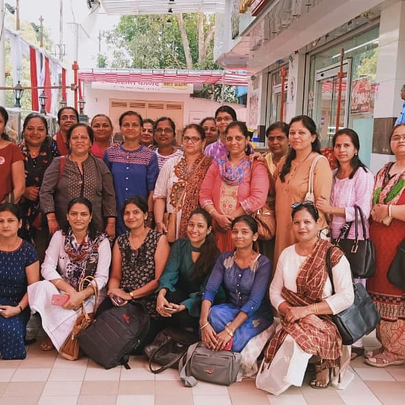 swayamsiddhabg's tweet photo. Women Entrepreneurs of Swayamsiddha Foundation, Mumbai visited manufacturing facility of Prashant Corner to get first hand experience of manufacturing activity and entrepreneurship.. #swayamsiddha #prashantcorner #thane #womenentrepreneurs #womenempowerment https://t.co/04ozc5tzr5