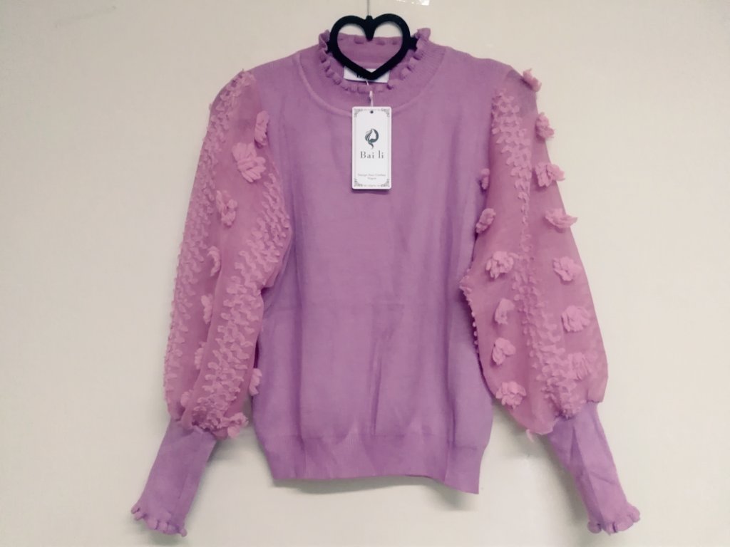 PaulethMndezQui's tweet photo. #Vestido #Glitter
#Negro #Plata escote cruzado, resorte en cintura #Unitalla #LaTendencia
$325 MXN + Envío
#Sweater #Fucsia #Manga #Abullonada #Aplicaciones #Flores ligero #Volante en cuello y puños #Unitalla
$285 MXN + Envío https://t.co/87FiyLTf5N