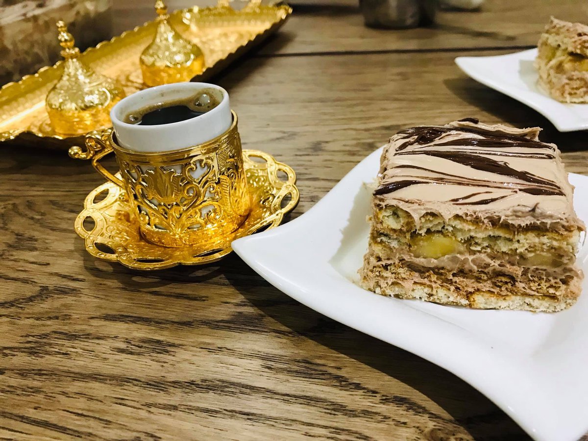 dreamy_always's tweet photo. صباح الخير 🌹 https://t.co/SGKZY2eKeT
