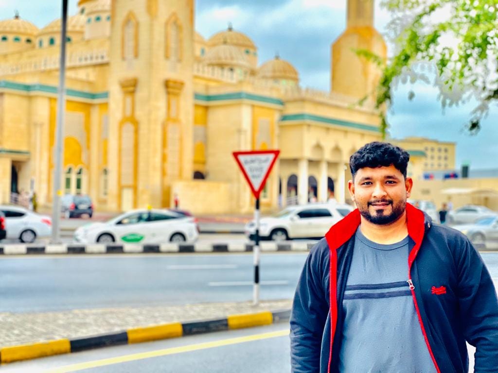 abdullahchaush1's tweet photo. Pata Nahi Kya Jadu Hai Sajde Main,

Jitna Jhukta Hun Utna He Upar Jata Hun.... https://t.co/NjVsLAq1PD