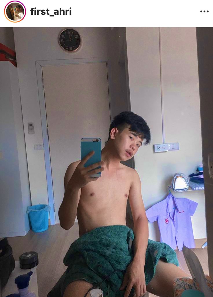 f227145225's tweet photo. อาตี๋น้อย เหล็กดัด😍
#ผู้ชายน่ารัก
#ผู้ชายหล่อ https://t.co/wIe9HiD6P8