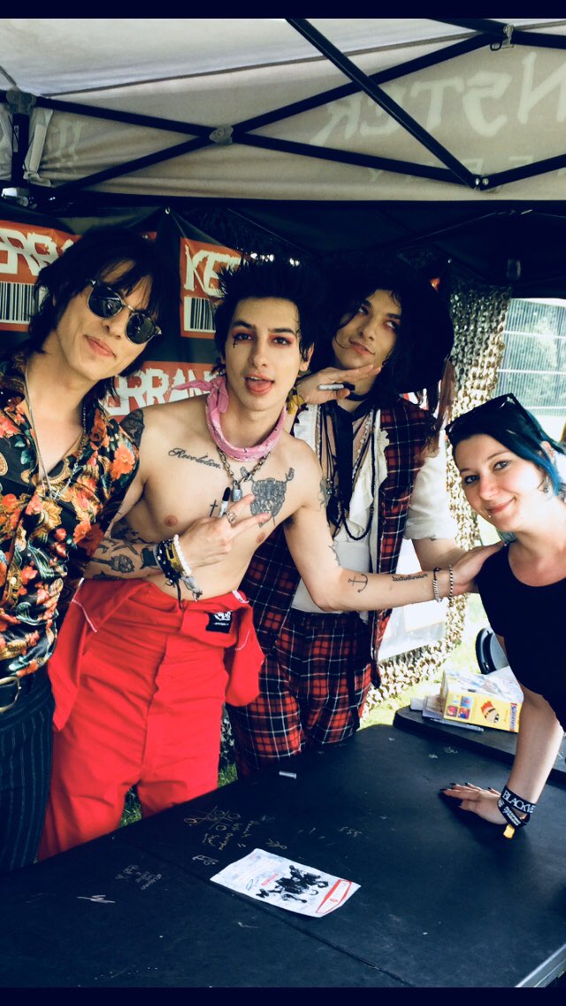 LillyX572's tweet photo. I’ve got so many #PalayeRoyaleMoments and there aren’t all on my phone, yet 😅 it’s always a pleasure to see you, guys. Can’t wait February to come 🔥 https://t.co/0cp8AZchMb