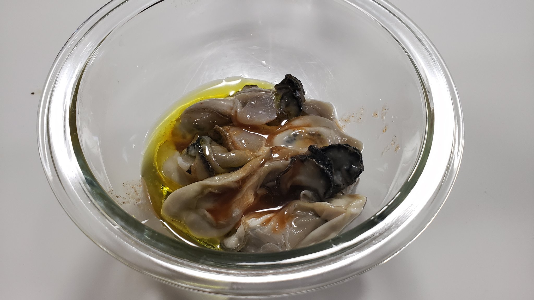 リュウジ 料理のおにいさんバズレシピ タバスコは牡蠣のために開発されたのではという逸話があるほど合うんですが 生牡蠣をタバスコでマリネするとワインがマジで止まらない極上の逸品になるのです 生牡蠣のタバスコオイルマリネ 洗っ リュウジ 料理のおにいさんバズレシピ タバスコは牡蠣のために開発されたのではという逸話があるほど合うんですが 生牡蠣をタバスコでマリネするとワインがマジで止まらない極上の逸品になるのです 生牡蠣のタバスコオイルマリネ 洗っ