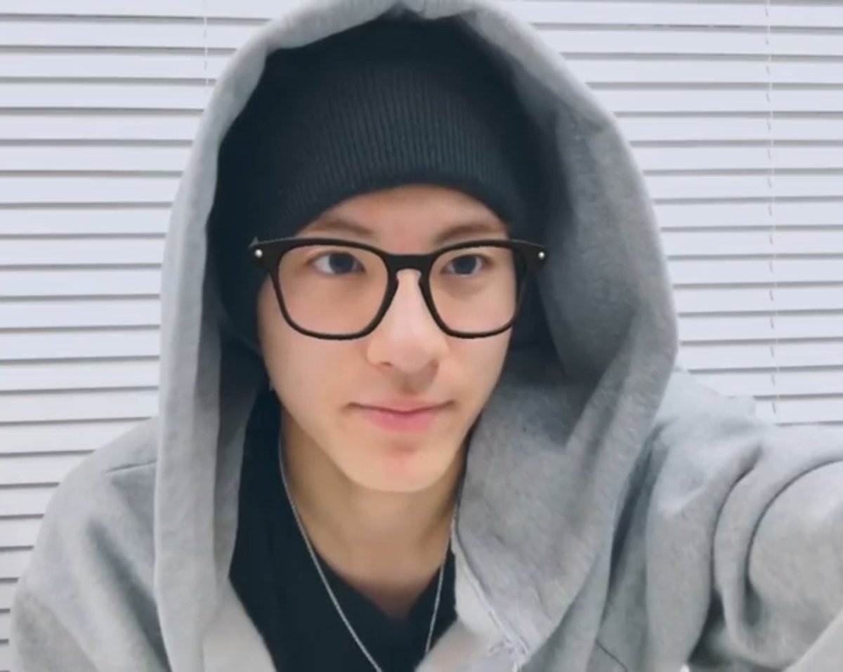 cuitantheboyz's tweet photo. ctbz halo deobis, aku mau nambah mutual the b, soalnya udah pada ilang😞

rep/rt aja ya! bioku ada producer/dj nya hehe.

 https://t.co/8WCG9MProp