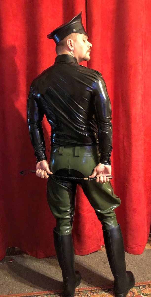 RubberBRO tweet media