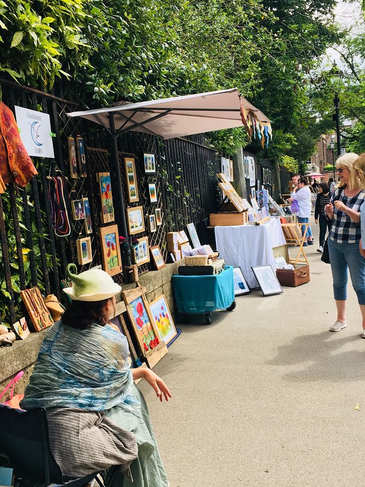 York River Art Market 2020
ARTISTS CALL OUT
Book your pitches for July &amp; August 2020
It's a lovely atmosphere in the summer along the river :)
Follow @YorkRiverArt
