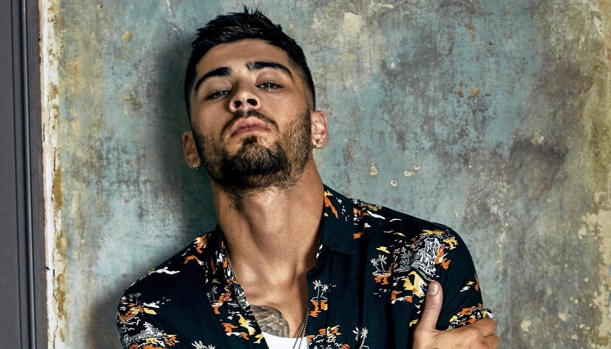 PopCrave's tweet photo. 🎉Happy 27th birthday to the incredibly talented @ZaynMalik!🎉

The singer kickstarted his solo career in 2016 and scored a #1 album and single in the US and UK. He now has over 5 BILLION total streams on Spotify and uses his voice and platform to raise awareness about anxiety. https://t.co/2189Vi6et3