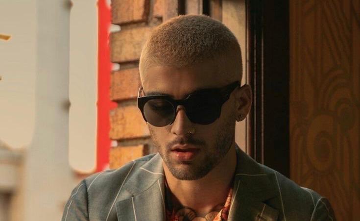 PopCrave's tweet photo. 🎉Happy 27th birthday to the incredibly talented @ZaynMalik!🎉

The singer kickstarted his solo career in 2016 and scored a #1 album and single in the US and UK. He now has over 5 BILLION total streams on Spotify and uses his voice and platform to raise awareness about anxiety. https://t.co/2189Vi6et3