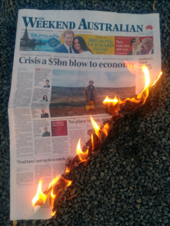 RobMcCreath's tweet photo. Doing some hazard reduction burning https://t.co/fiL4FS97yi