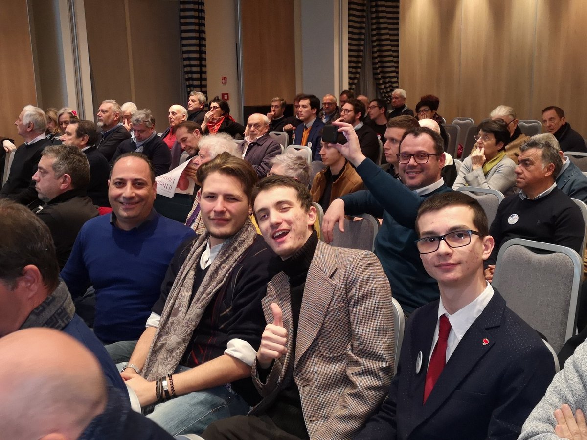 ScipioneRoma's tweet photo. #Regionali2020, con i giovani Compagni @PsiEmilRomagna e @fgsnazionale a sostegno di @sbonaccini #EmiliaRomagna https://t.co/X3eclycfXd