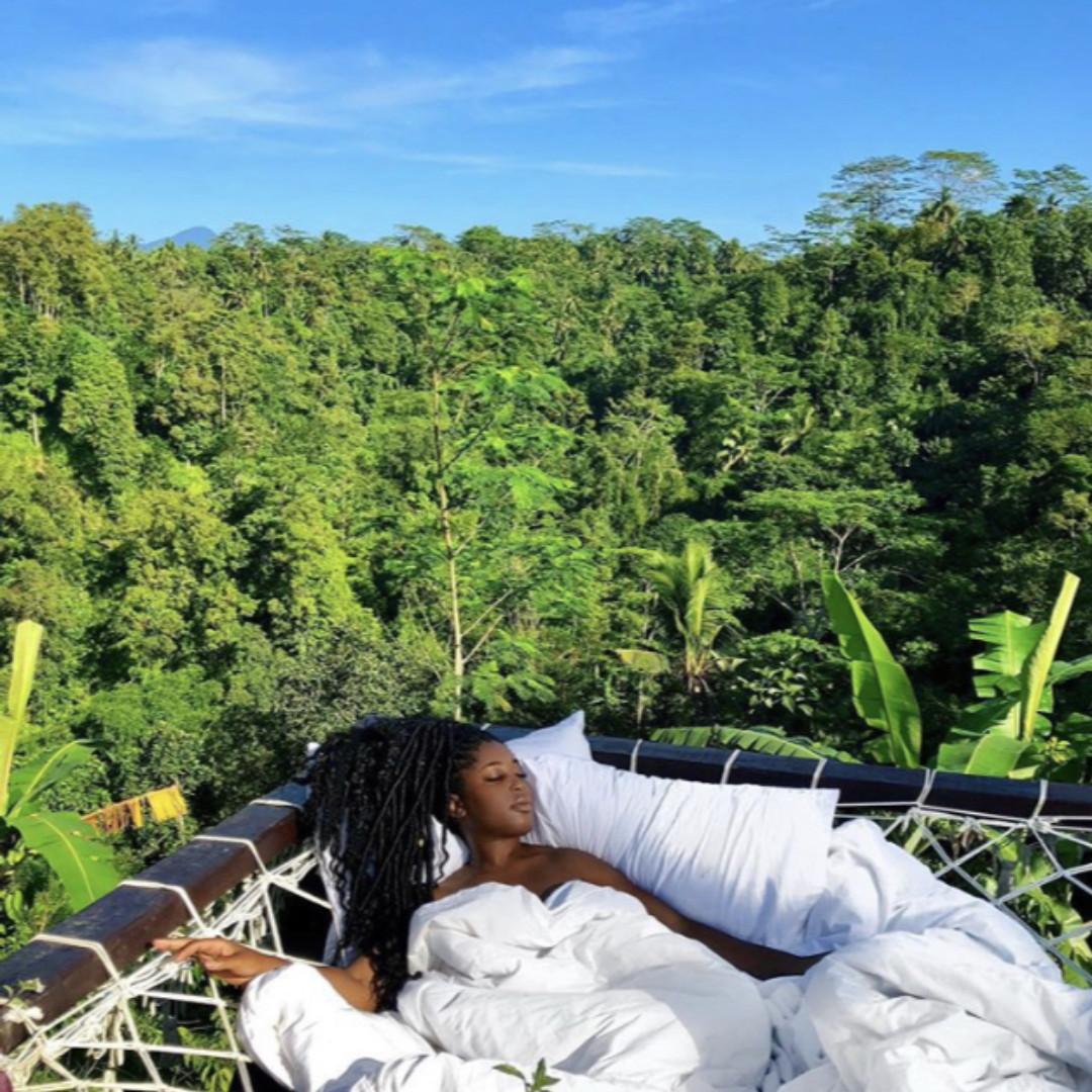 lifestylebids's tweet photo. How are you spending your Sunday?
We wish we were here!
With our reverse auction for a holiday in Bali, you could be resting and relaxing in the sun, with views just like this 🧡
Credit: @ChidiAshley
#balilife #baliguideline #digitalnomad #explorebali #travelgram #bali https://t.co/VVqbDRezwp