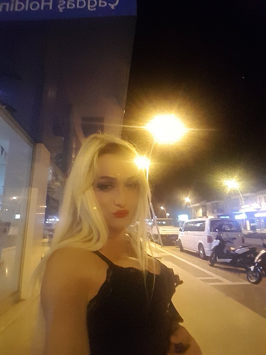 atesavci2's tweet photo. Varlığına doyulmayan biri varsa o da benim gülüşümle Cenneti kıskandırırım
Detaylar profilimde 🌈
#besiktastravesti 🎀👄
©544'779'75'87💥 https://t.co/V8qL2ukszu