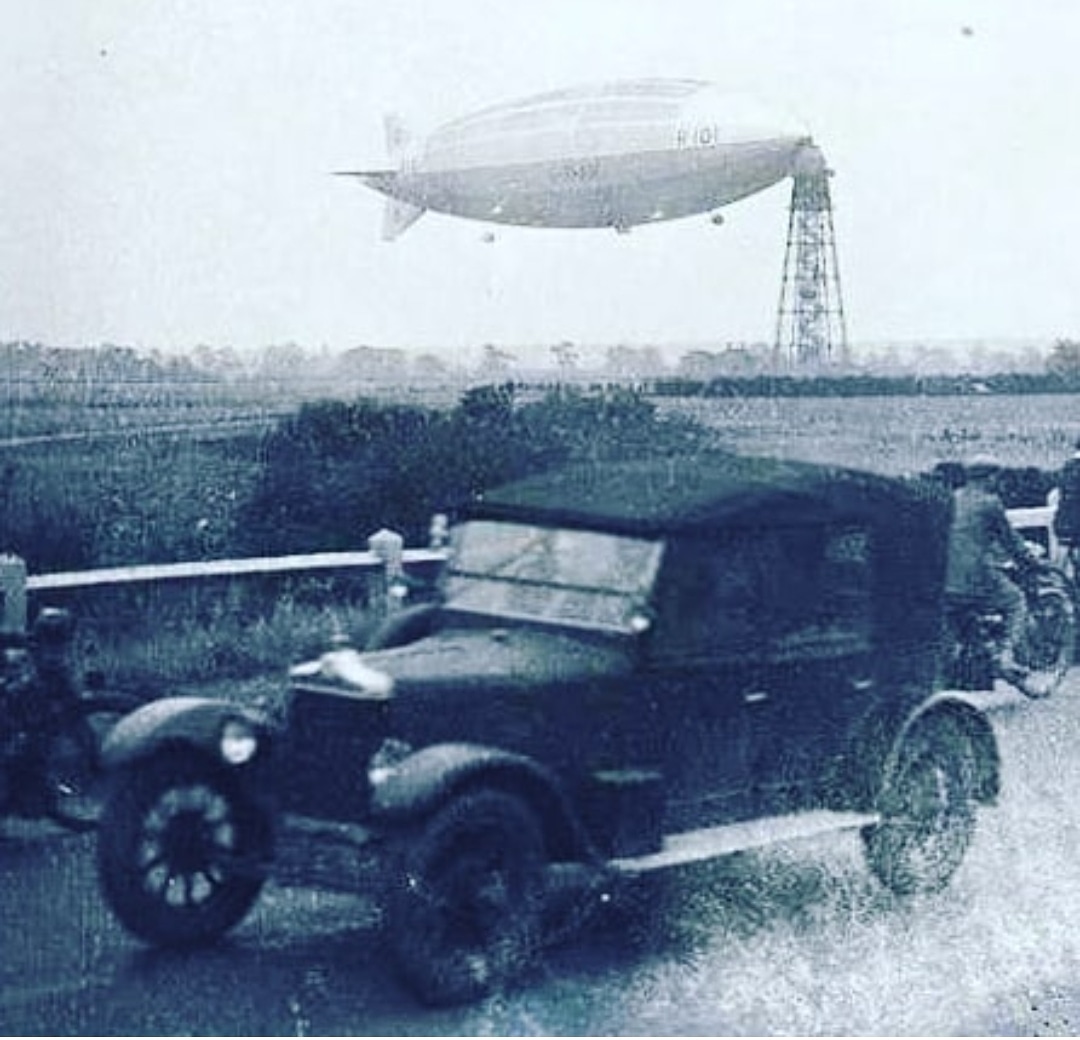 CardingtonSheds's tweet photo. Can someone tell me, while Cardington has the last remaining rigid airship sheds still standing in Europe and the oldest rigid airship sheds in the world why we do not have an Airship museum in Bedford? WHY?

#IWANNAAIRSHIPMUSEUMINBEDFORD 

that's catchy..... Lol. https://t.co/ZI3iCYH1HW