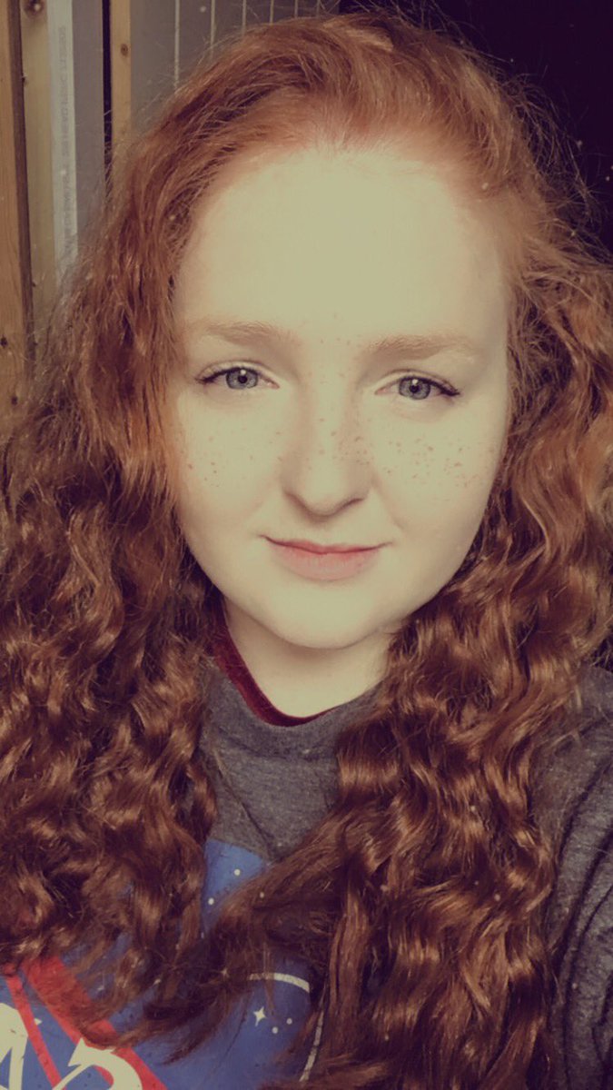 //Replies will be coming now! For now, here’s my writer reveal 👀 Am pumpkin. Nice to meet you all 💙