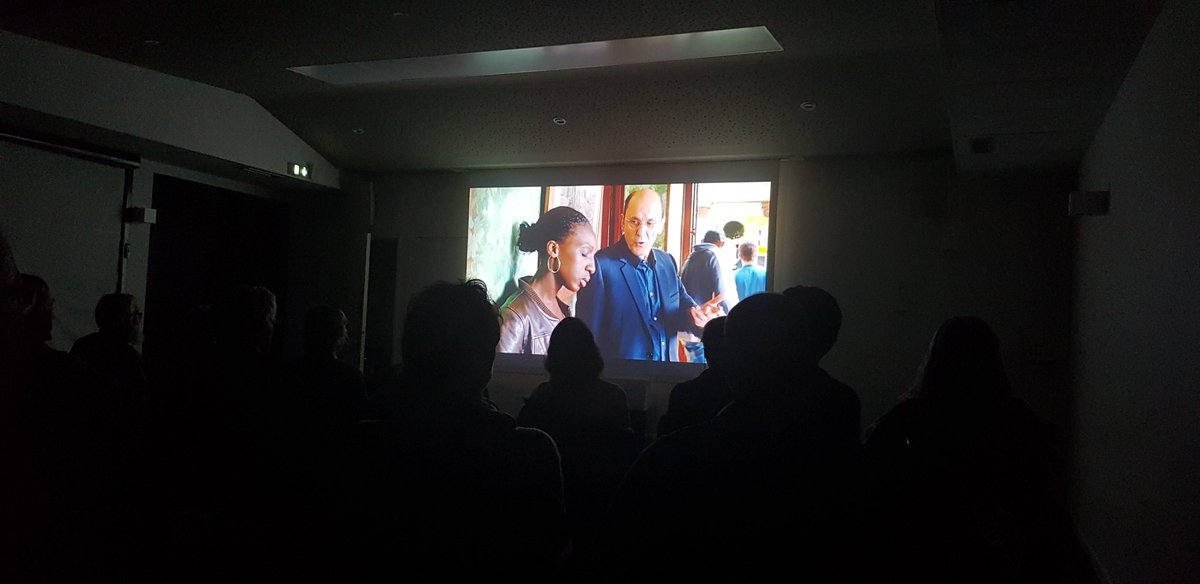 catourne35's tweet photo. #cineptitdej du 12 janvier avec la diffusion de "Le sens de la fête" de Olivier Nakache et Eric Toledano (2017). Une comédie française avec le formidable Jean-Pierre Bacri #vezinlecoquet #rennes #rennesmetropole #Cinema https://t.co/EIYmS1VSks