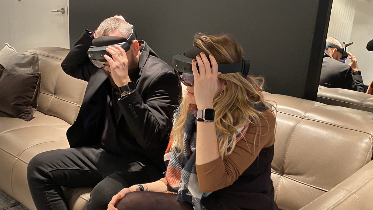 rwang0's tweet image. MyPOV: core to this #AugmentedReality experience is @Azure #SpatialAnchors @unity3d and @HoloLens @Natuzzi #nrf2020 @NRFBigShow