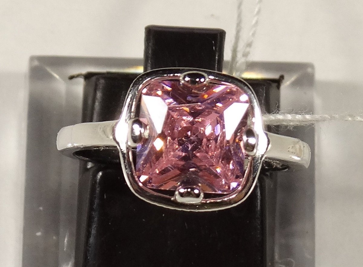 Available #forsale in my #etsyshop: Cushion Cut Pink Sapphire and Sterling Silver Ring 

etsy.me/2QMzdJ3 

#elegantjewelrydesign #elegantjewelrybydj #jewelry #ring #pinksapphire #sterlingsilver #sapphire #silver #jewelryseller #madebyhand #handmade #etsyseller