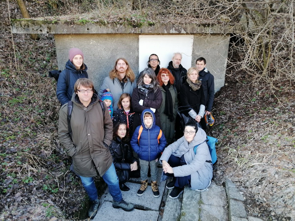roiiroiiro's tweet photo. Log entry by #ProjektAtol:
We had an amazing Saturday at the @TularCaveLab, as part of exhibition Lygophilia Gallery Tobacna 001 @MGMLj. Tular Cave Laboratory serves as a sanctuary for injured #proteus aka #human_fish aka #človeška_ribica ...#art_science 
https://t.co/a0FJvoqBH3 https://t.co/tnni6VqSKX