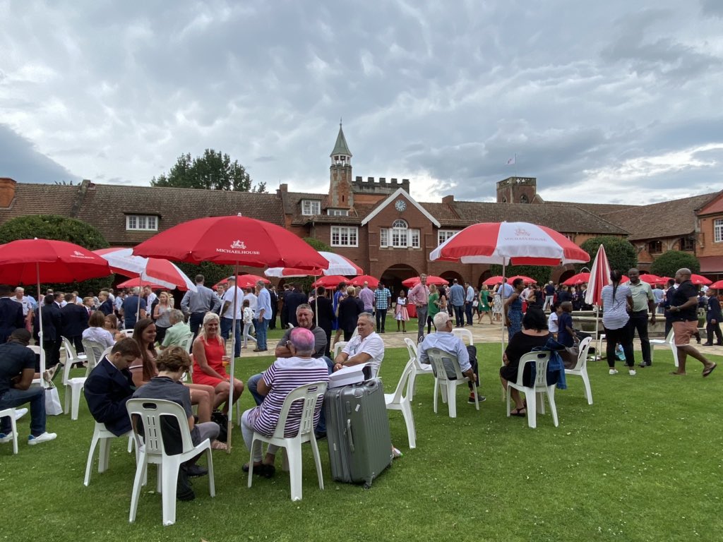 christy murray tweet media