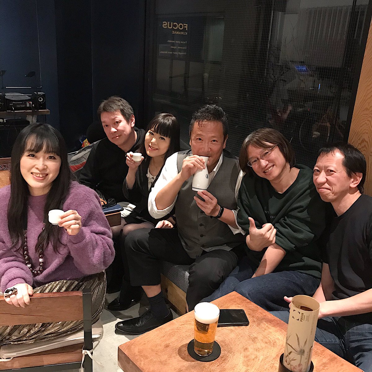 hitomiiyaoki's tweet photo. 「DJありがとうございました!」"Thank you for the DJ!"
Facebook→https://t.co/v6RF8ryilc
Ameblo→https://t.co/bfCyk7wHwD
#キャサリンkana #Mari #サクジンタ #shienu #福中隆 #Catherinkana #JintaSaku #TakashiFukunaka #ミュージシャン #musician #Hitommiy #青木瞳 #HitomiAoki https://t.co/T275zpJXdy