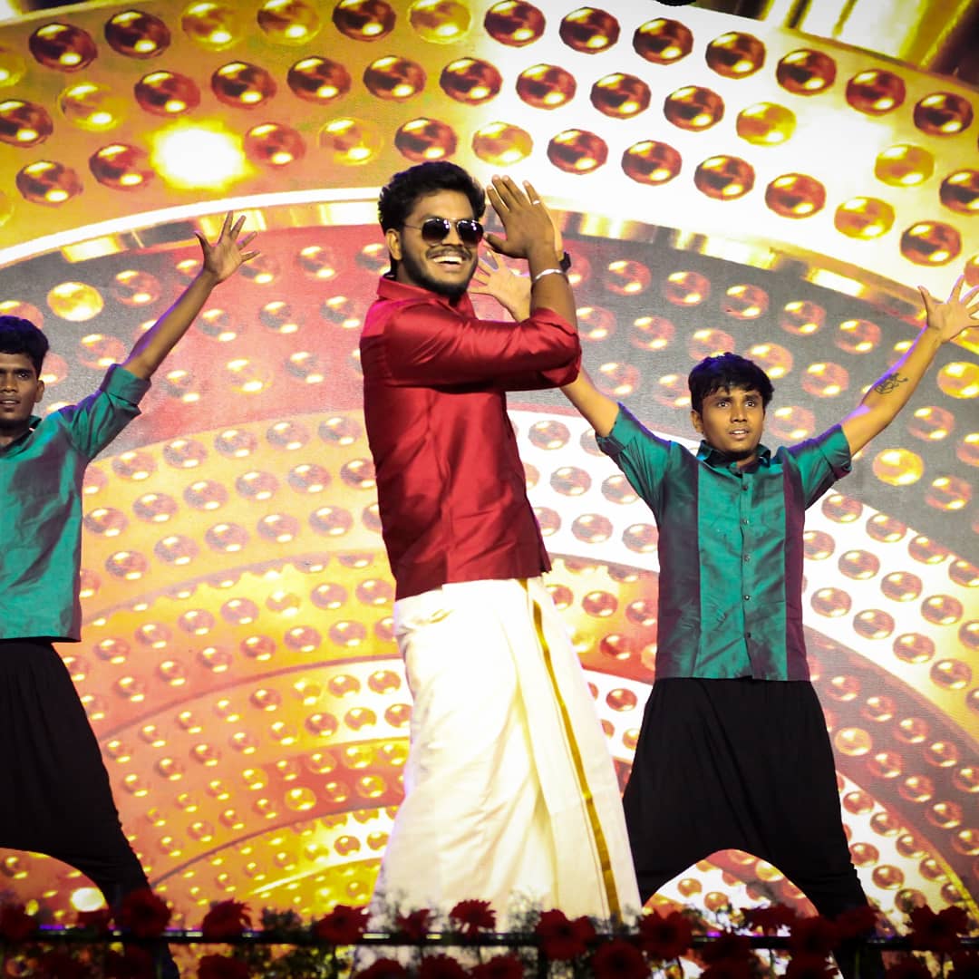 NPoffl's tweet photo. உங்கள் அன்பிற்கான வணக்கம் ♥️🙏🏻
Thanks for 200k+ Insta followers🔥♥️
#CommentYourFav♥️👉🏻
#aahakalyanamkondattam #aahakalyanam #np #npfans #blacksheepnp #blacksheep #unakennapa #entertainer #webseries #tamil #youtuber https://t.co/1ByMbvxveF