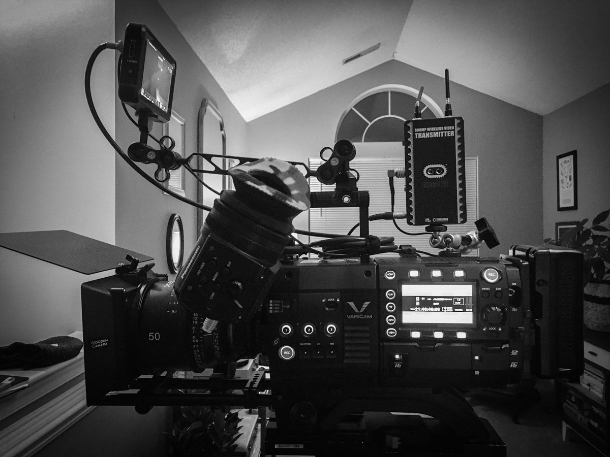 stephenmilesDP's tweet photo. 2020 let’s get it. #cinematographer #dp #Filmmaking #camera #varicam #varicam35 .. @TheVaricam @AtomosGlobal @Cinegears #featurefilm #indiefilm #shortfilm #forhire https://t.co/rLIGfRabXd