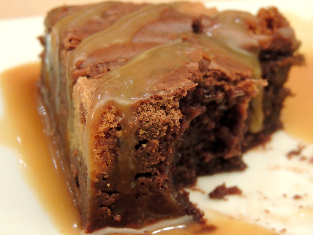 Notre brownie Fleur de sel est vraiment un coup de cœur.
On en a l'eau à la bouche rien qu'en le regardant 🤤⁣
---⁣
Our Salted Caramel #Brownie is definitely our favourite.
It makes our mouth water 🤤⁣
📸: mysweetmontreal⁣