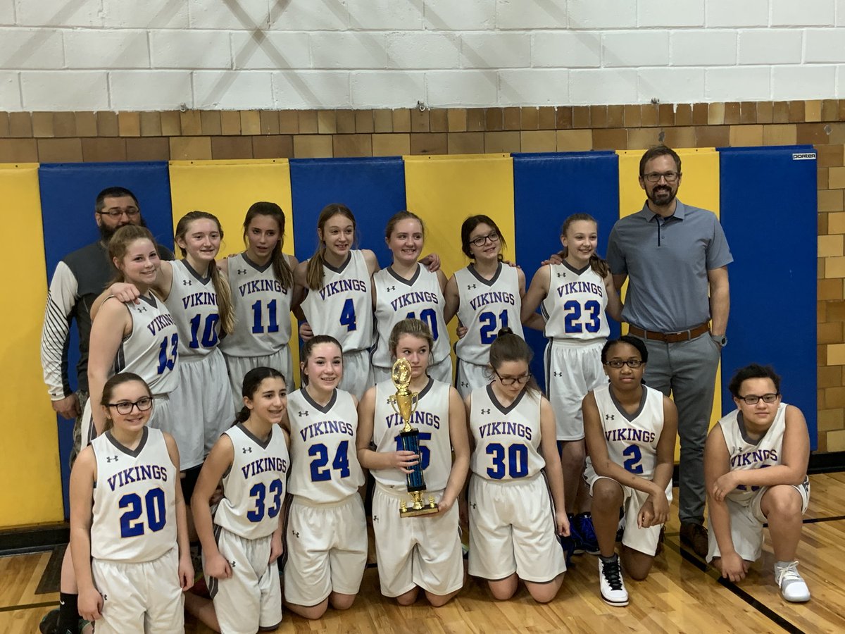 JJCALABRESE's tweet photo. 8th grade Champions of the annual Taft Tournament! #VikingsBasketball https://t.co/H9YBPvhCsm