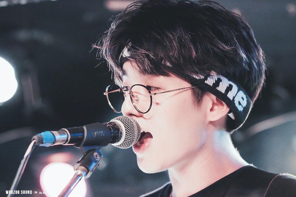 Day6_memory's tweet photo. 150731 라클데 #Jae_memory
제이 흑발 어디쯤 오고 있나요••
#데이식스 #제형 #Day6 #Jae https://t.co/KVyR88qMPz