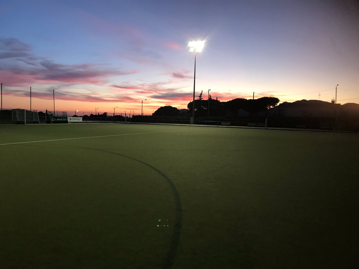 After first round of hockey matches leading goalscorers are J du Plessis with 3 goals then with 2 goals A Ward, T Williams, G Daly and O Taylour <a href="/RadleySports/">Radley Sports</a> <a href="/RadleyCoCurr/">Radley College Co-Curricular Activities</a>