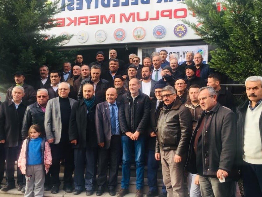 ANSDEF1's tweet photo. her ay düzenlemiş olduğu Boyabat Pirinç pilavı Etkinliği bu ay #BOYDER yönetim kurlu üyelerimiz Şükrü, Nazmi ve Abdullah CUDAL kardeşlerin vefat eden Babaları Rahmetli İzzet CUDAL için MEVLİD-İ ŞERİF ve KURAN-I KERİM OKUNDU
#BirlikteGüclüyüz
#BirSevdadırSİNOP
#BizBüyükBirAileyiz https://t.co/VhCf0j0WPp