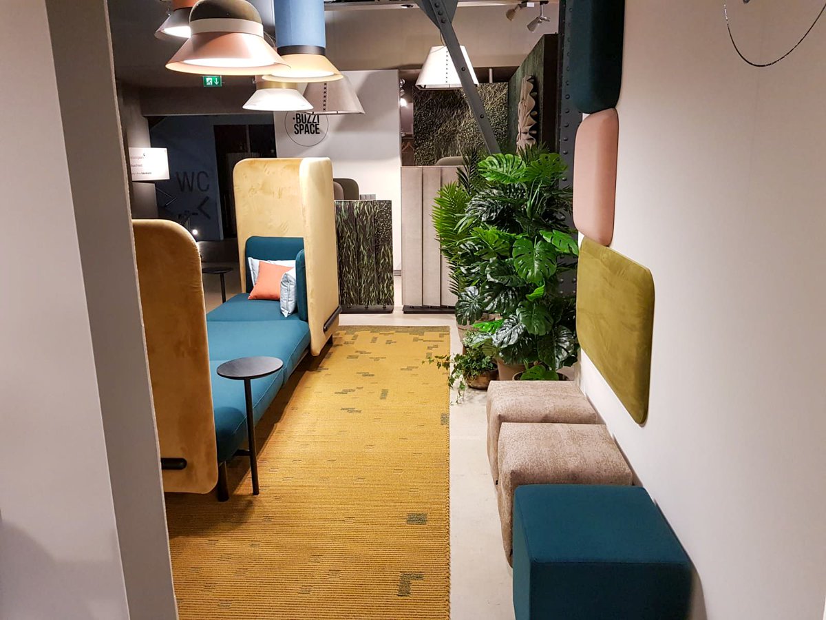 BuzziSpace's tweet image. We&apos;re thrilled to finally welcome you inside our new space at Design Post Cologne! If you have the afternoon off, join us for the official opening at 4 pm CET. Don&apos;t miss the opportunity to meet designer Alain Gilles and connect with our German team! 

#IMM #DesignPost #Cologne