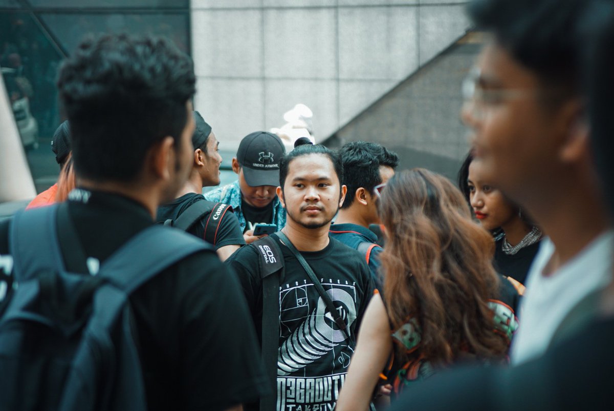 Afdlizan's tweet photo. Hari yang seronok dan tak sendu walaupun kena marah dengan abang berbaju stripe France, moga berjumpa lagi di lain meetup.
#megaoutingmy
#megaoutingtakeover https://t.co/3fj5inV3kQ