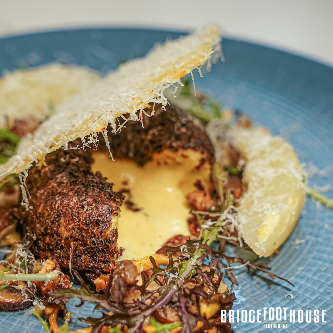 Did you get a chance to try this delectable dish over Christmas? Our Potato and Cheese Fondant with Candied Walnut and Truffle is a must...

#bridgefoothouse #fondant #musttrydish #foodporn #sligofood