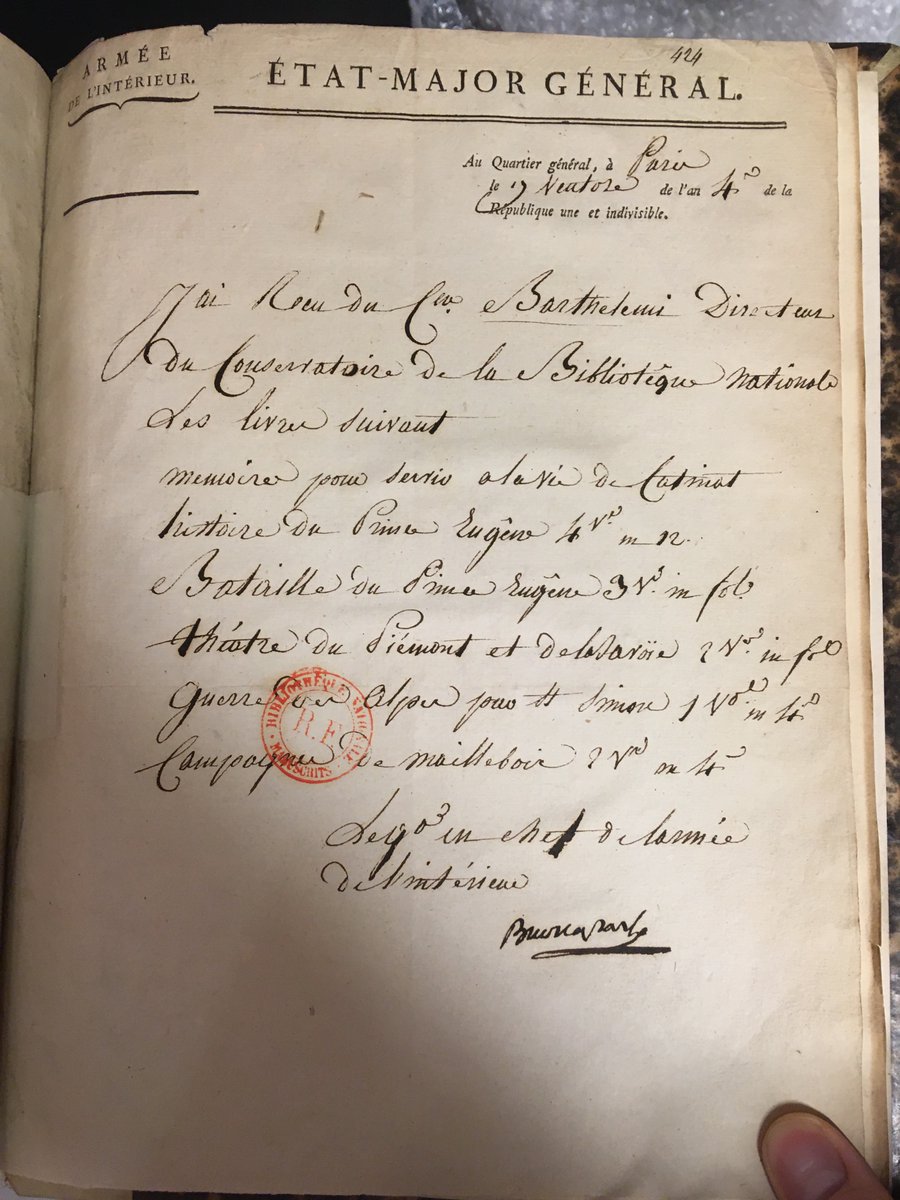eligidius's tweet photo. Devinez QUI a emprunté des livres à @laBnF deux jours avant d'épouser Joséphine, histoire de préparer sa campagne en Italie ? C'est bien le général Napoléon Bonaparte ! Prochaine étape de la recherche : ont-ils été rendus ? @FondaNapoleon @InstitutNapo https://t.co/PVuqxMVfSC