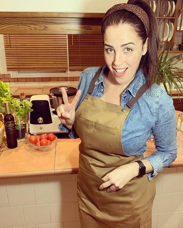 ruthamaya171's tweet photo. Hoy cocino yo con mi #mastermixplus ¿Que hago? 🤷🏻♀️...
.
.
.
#mastermix #cooking #cocinasaludable #maridajesperfectos #manzanilla #sherrywine #sherrylover #ruthamaya https://t.co/tciaNmesnV https://t.co/5aZzdFb6bQ
