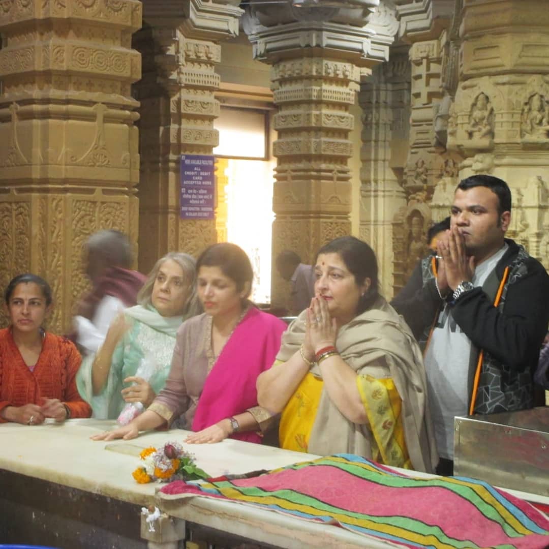 OfficialPaudwal's tweet photo. At #Somnath #Gujarat with #KavitaPaudwal https://t.co/G4b7l0eaoI