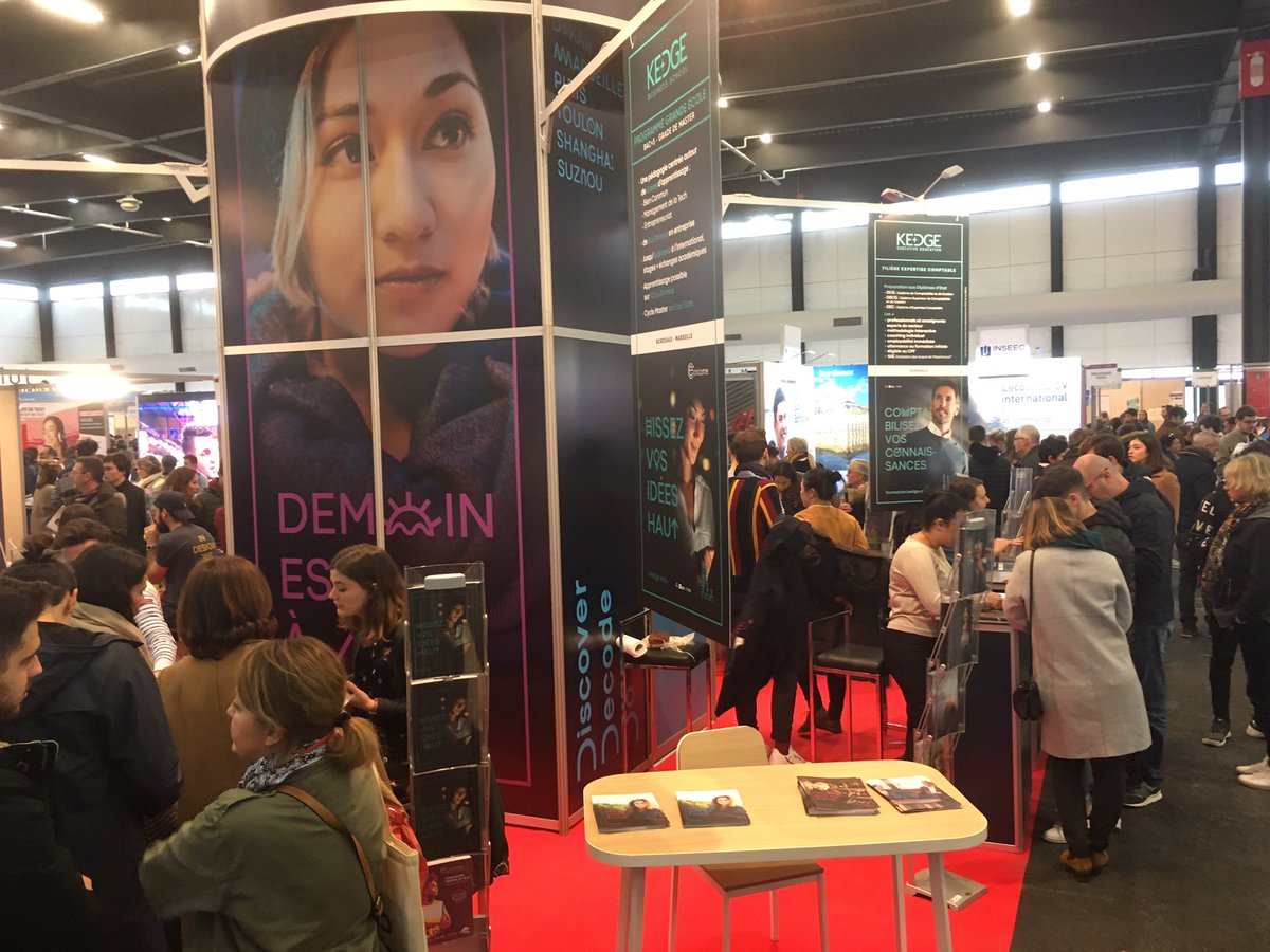 Forte affluence sur le stand de <a href="/KedgeBS/">KEDGE Business School</a> au salon de <a href="/letudiantsalon/">L'Etudiant Salons</a> de Bordeaux avec les étudiants ambassadeurs et les équipes de @kedgebsBDX, on vous attend jusqu’à 17h au stand G14 !