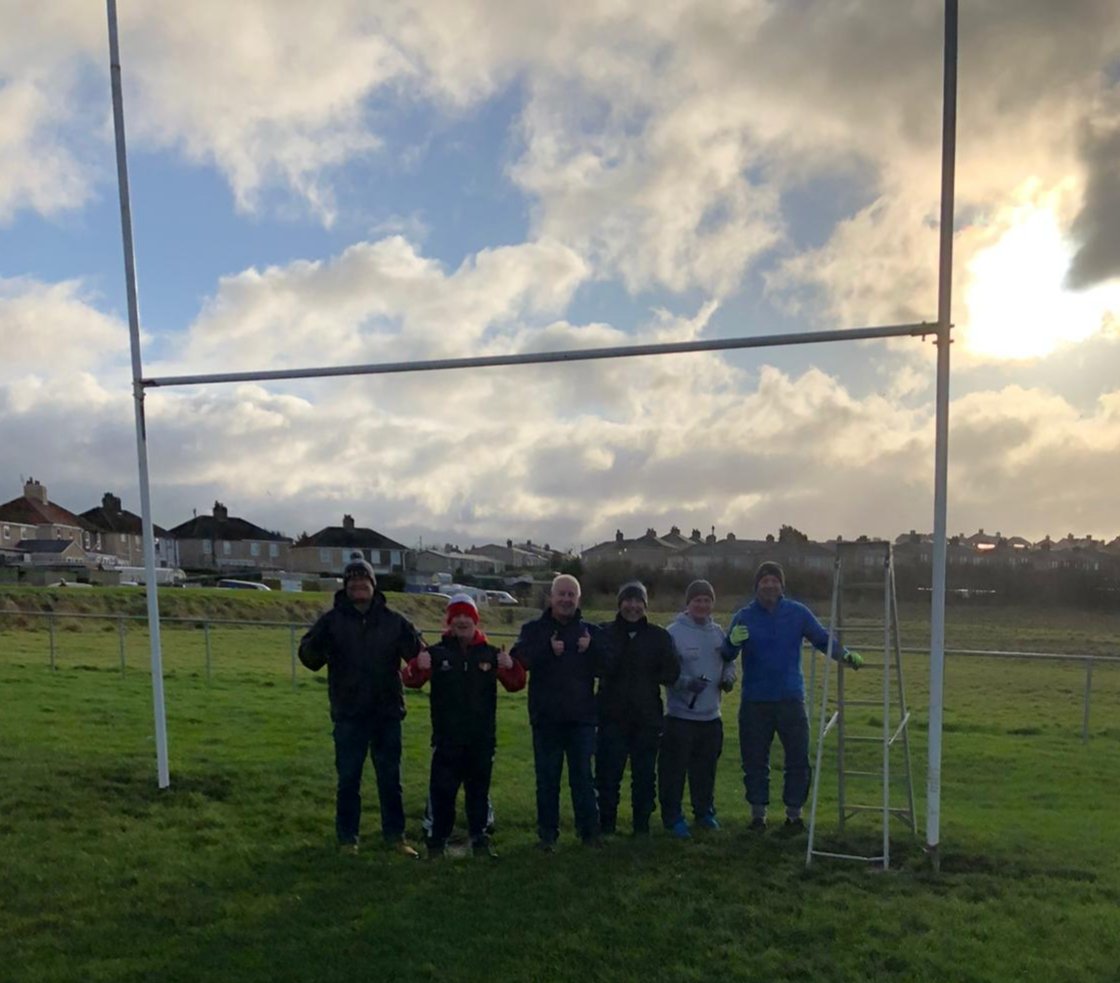 kells_arl's tweet photo. Sticks back up on't Pit field.
A fine body of men.
#gitamangitassa https://t.co/USl4UHbTRo