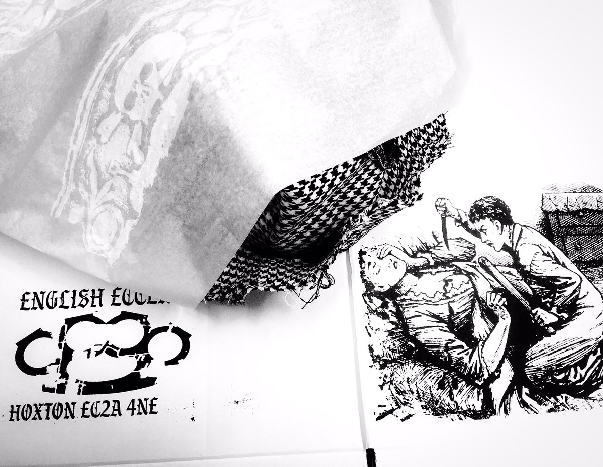 “A little darkness” Screen printed bespoke hat packaging for English Eccentricity #mrgracehughes #englisheccentricity #milliner #dandy #chap #antibrand #saboteur #punkature  #coshmonger #madeinengland #highwayman #pennybloods #borninengland #doverstreet #shoreditch #hoxton