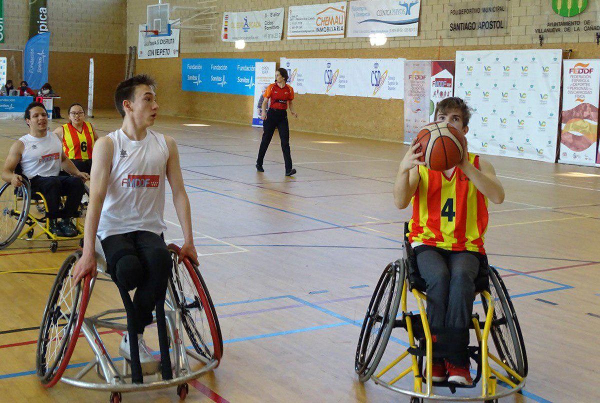 FEDDF (@fededdf) on Twitter photo Comunidad de Madrid 🆚 Cataluña (23-48)
¡Final del partido! Los catalanes ganan el campeonato de España escolar de baloncesto en silla de ruedas ♿️🏀 (Villanueva de la Cañada)
📈 fibalivestats.com/u/FEDDF/148112…
#CtoEscolarBSR2020 #CESAbaloncestosilla
<a href="/AytoVDLCanada/">Ayto. VDL Cañada</a> #CESA2020 Comunidad de Madrid 🆚 Cataluña (23-48)
¡Final del partido! Los catalanes ganan el campeonato de España escolar de baloncesto en silla de ruedas ♿️🏀 (Villanueva de la Cañada)
📈 fibalivestats.com/u/FEDDF/148112…
#CtoEscolarBSR2020 #CESAbaloncestosilla
<a href="/AytoVDLCanada/">Ayto. VDL Cañada</a> #CESA2020