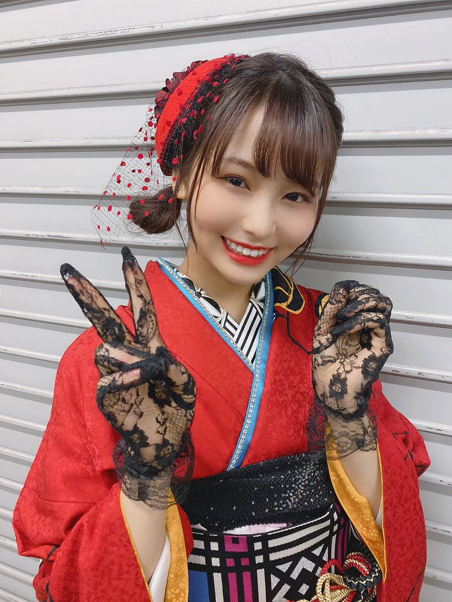 Love Official 今回のミニ成人式の振袖は 先日の成人式イベントに引き続き オサレカンパニーさんにご用意いただいた オンディーヌ さんの振袖です イベントとは違ったテイストで2人とも大満足でした とてもかわいい振袖ありがとうございました