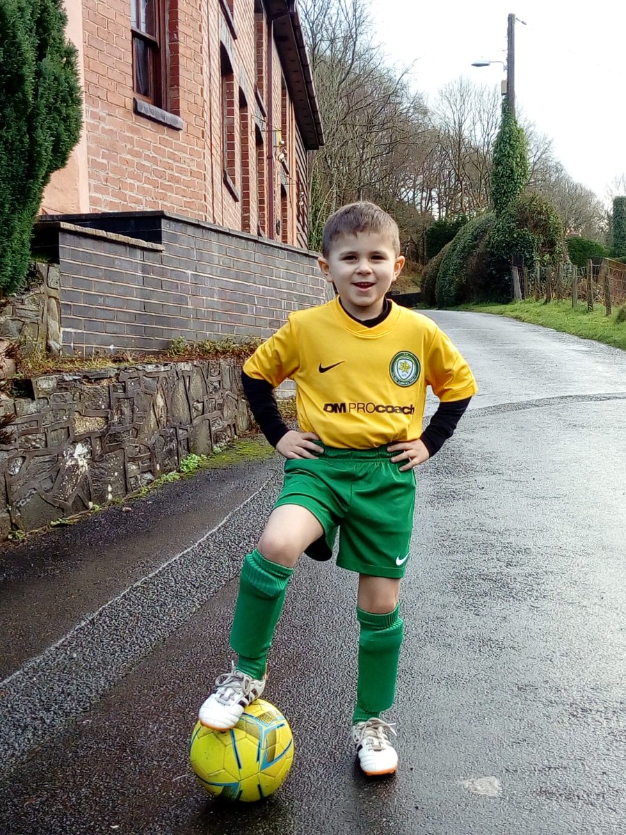 Kit looking well <a href="/DMPROcoach/">DM PROcoach</a> 👍

If he takes after his uncle's the Central Wales FA will allready be sorting out a direct debit for his match fines!! <a href="/LlaniTownJFC/">LlanidloesTownJFC</a> #TheBear #U6 #youngdaffs