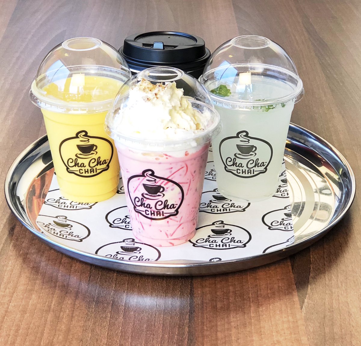 Sunday start with a great drink ... Kashmiri Pink Tea? Mango Lassi ?  What’s your Sunday go-to? Comment with 😍 your fav drink!  #lovemychai #chachachai #chachachaiuk