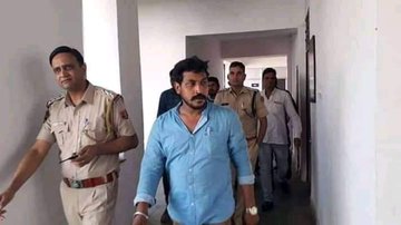 manish_thekda's tweet photo. #अन्ना_संघी_गुलाम_है
🌿गन्ना खुजारे ने अपनी मौत को बताया अफवाह,
कहा की अभी ''मेरा सिर्फ ज़मीर मरा है, मैं अभी ज़िंदा हूँ"...!
#AzadiForAzad
#ABVPAttacksJNU #AbLadnaHai @BhimArmyChief @azad_poonam19 @DrMonikaSingh_ https://t.co/7rP3EBP95f