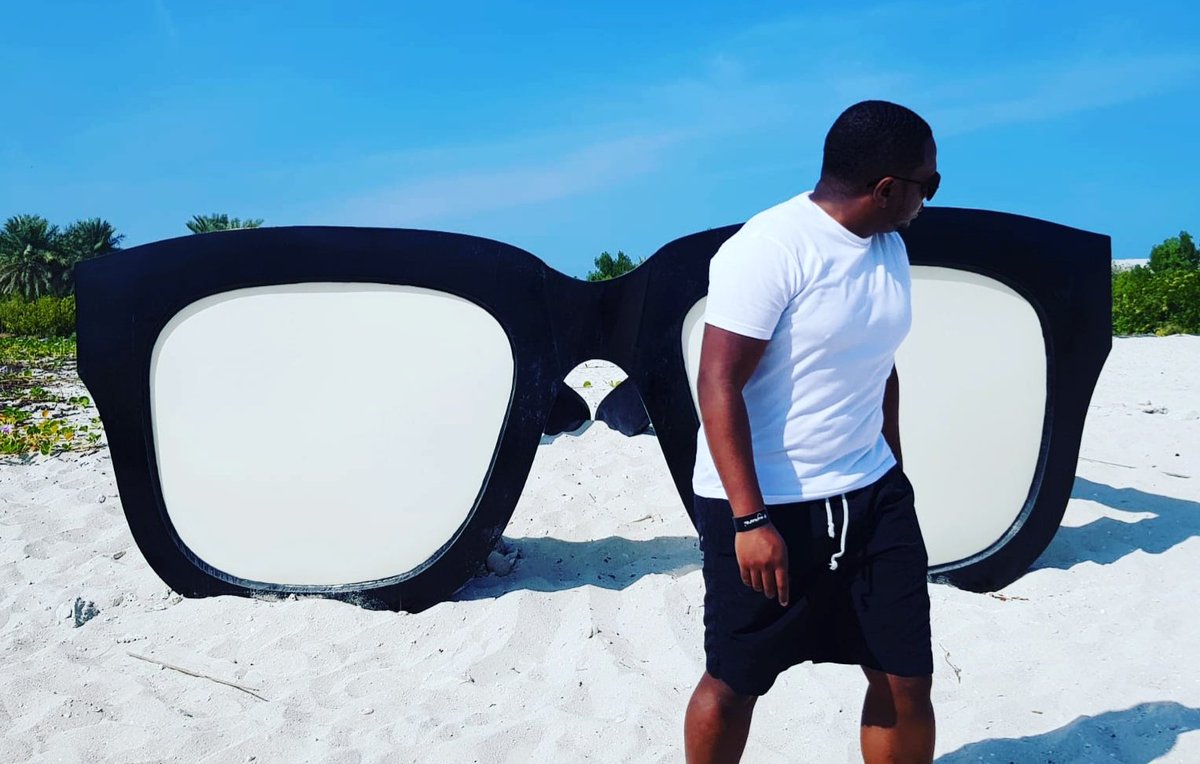 SalimHathbul's tweet image. The vision is so clear, the mind is so focused, the goals are being executed, the knowledge is accumulated, the dream is no longer a dream but a reality! I&apos;m forever grateful to our creator!

#Vision2020 #Year2020 #Knowledge2020 #333