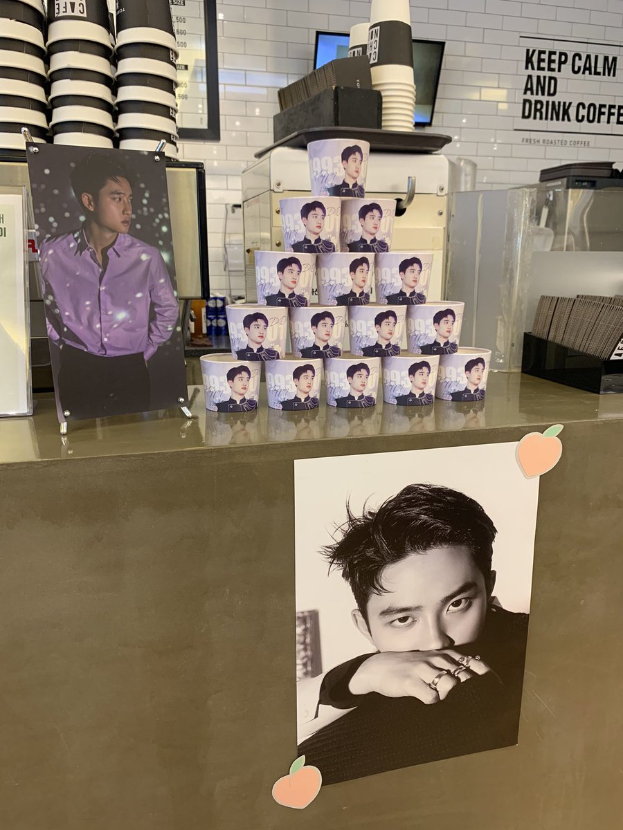 Doong_D0112's tweet photo. #세상_모든_행복_다_경수에게
컵홀더랑 특전 너무이뻐✨
@happy_dyo_day https://t.co/p4WhQC6trK